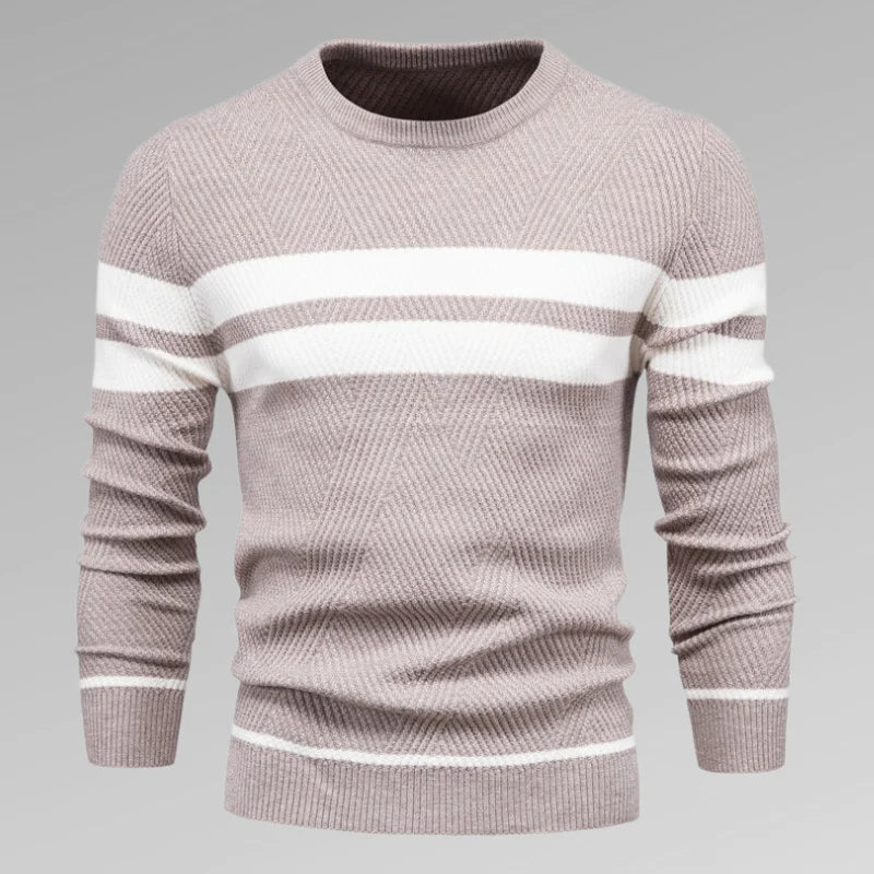 Cillian - Two horizontal stripes on a sweater