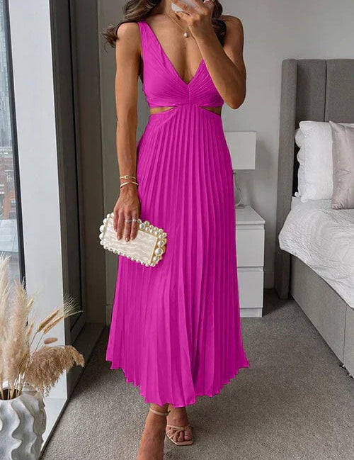 Lillian - Pleated dress with neckline