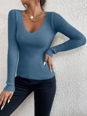 Nia - V-neck jumper knitted