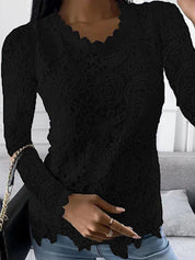 Marlee - An extended-sleeved top for women