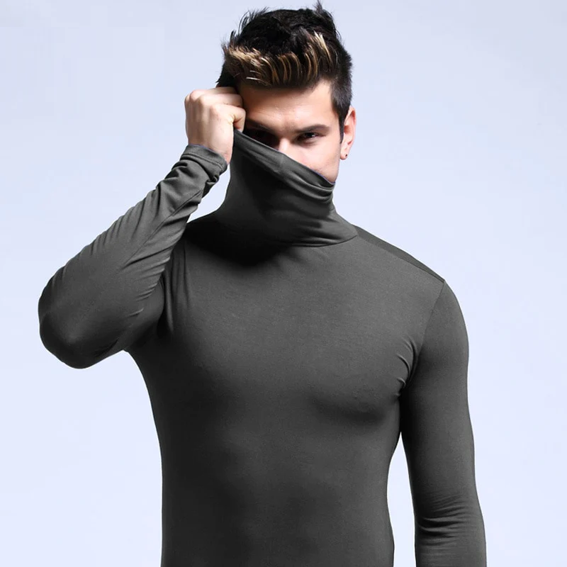 Yoran - Tight sweater with long collar