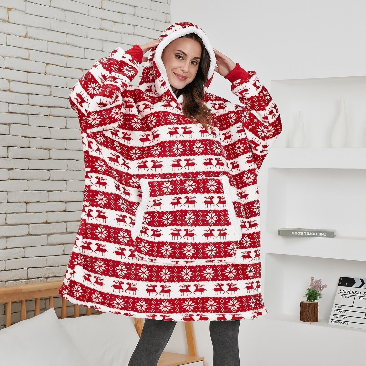 Janny - Lovely combination of soft hooded jacket and cozy blanket in one