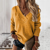 Karolien - Casual, comfortable sweater with an elegant V-neckline