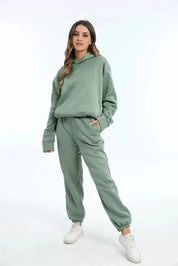 Camryn -  Women's sweatpants and hoodie set