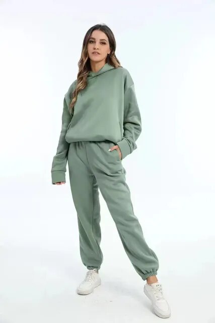 Camryn -  Women's sweatpants and hoodie set