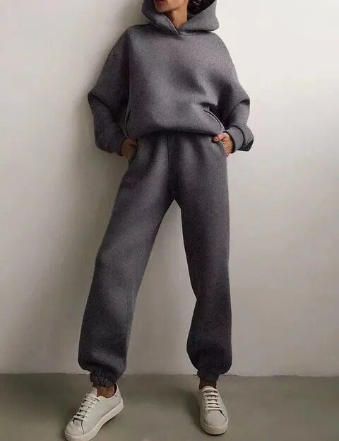 Camryn -  Women's sweatpants and hoodie set