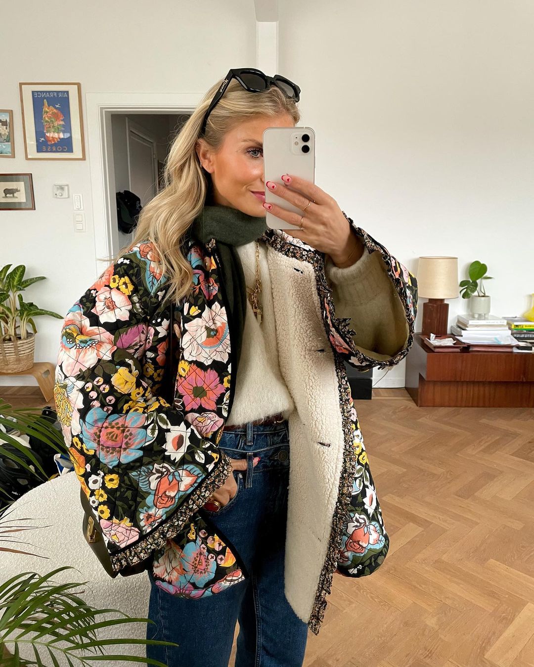 Nina - Women's Floral Print Lined Jacket