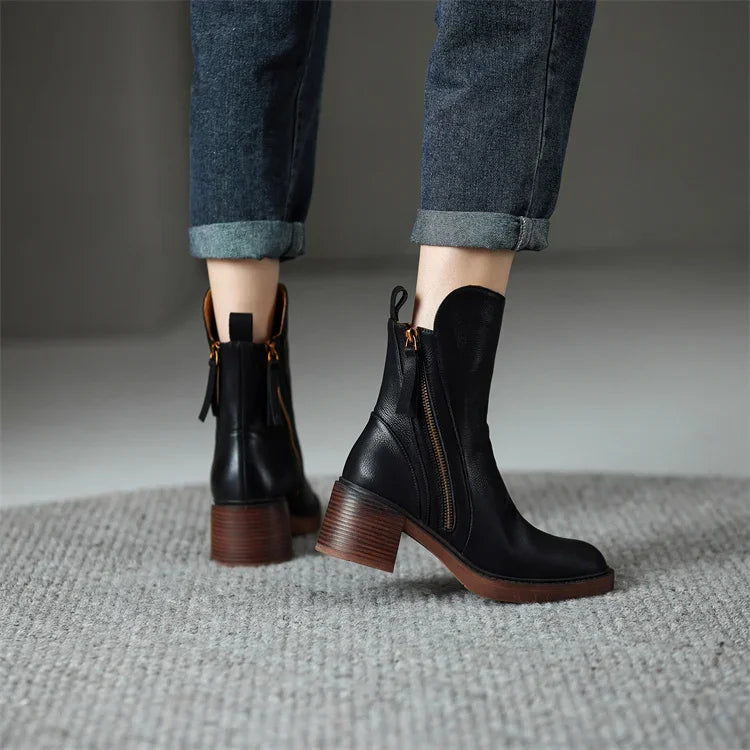 Billie - Stylish and Chic Boots