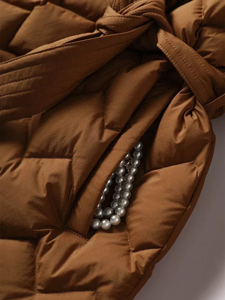 Winona - A stylish down jacket with a belt