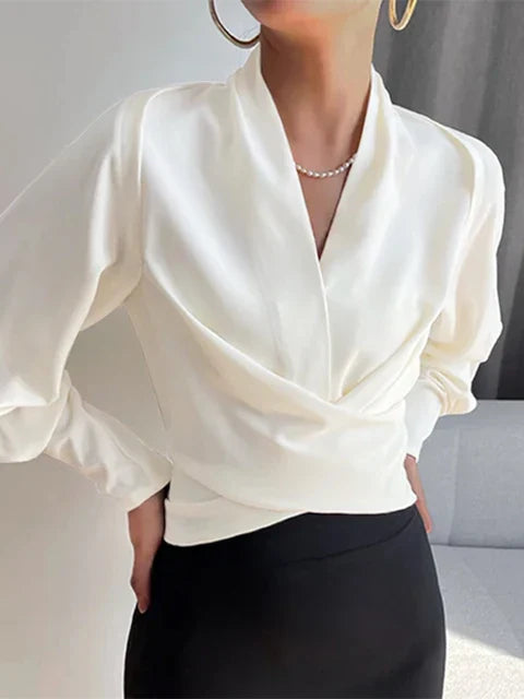 Brynn -  Women's blouses with puff sleeves and a V-neck