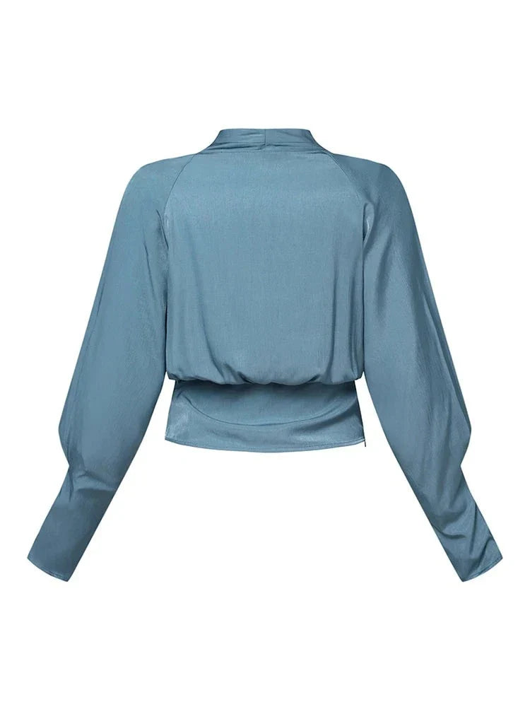 Brynn -  Women's blouses with puff sleeves and a V-neck