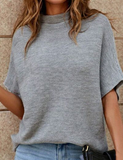 Madelynn -  Round-necked, short-sleeved sweater