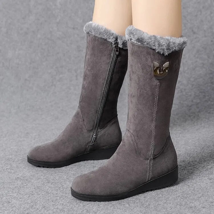 Emryn - The cosiest, warmest, high-fur winter boots