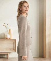 Andi - Super soft cardigan with button closure